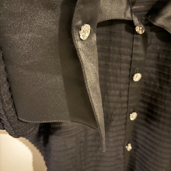 JS Collection Women’s Sheer Blouse Black Long Cuffed Sleeves Sz 10 - Picture 4 of 10